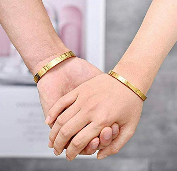 The Roman Numeral Bracelet Yellow Gold